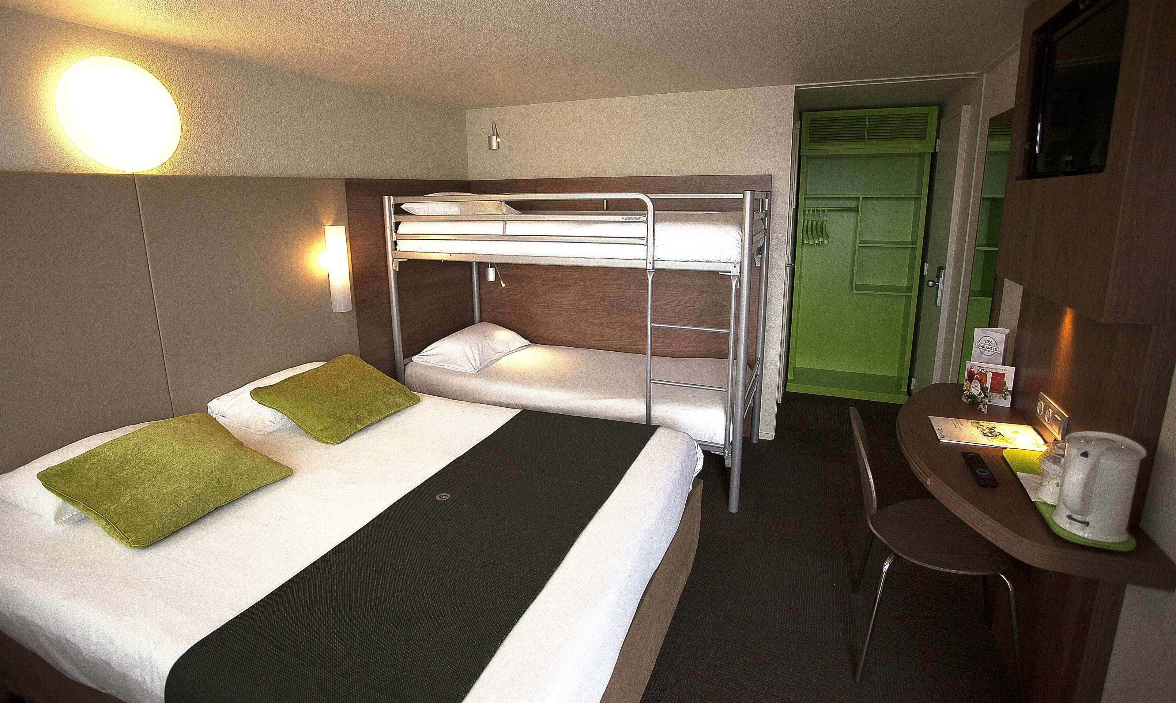 ก็องปานีล เมเลิง ซุด ด็องมารี เลลี Hotel เมอลัง ภายนอก รูปภาพ