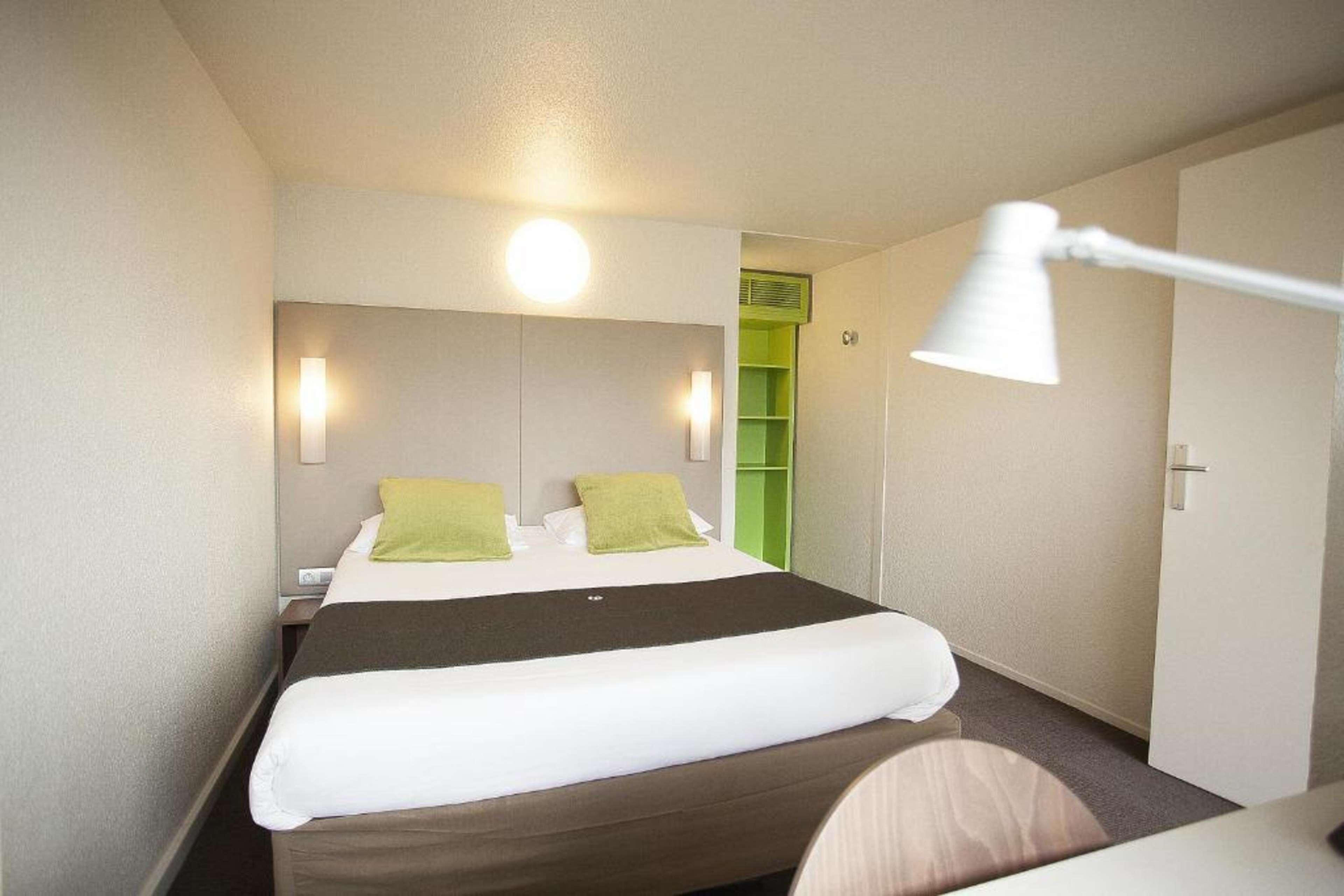 ก็องปานีล เมเลิง ซุด ด็องมารี เลลี Hotel เมอลัง ภายนอก รูปภาพ